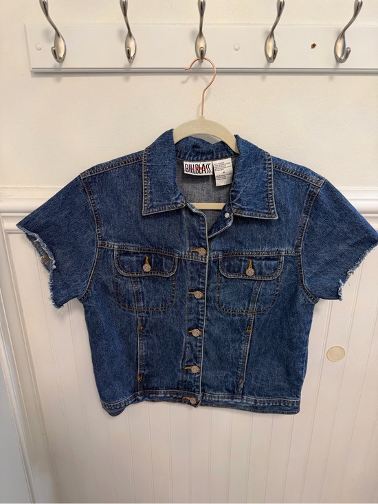 bill blass Tops - bill blass Blue Denim Short Sleeve Button-Down Shirt